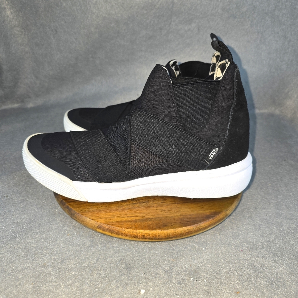 Vans ULTRARANGE GORE HIwomens Size 7